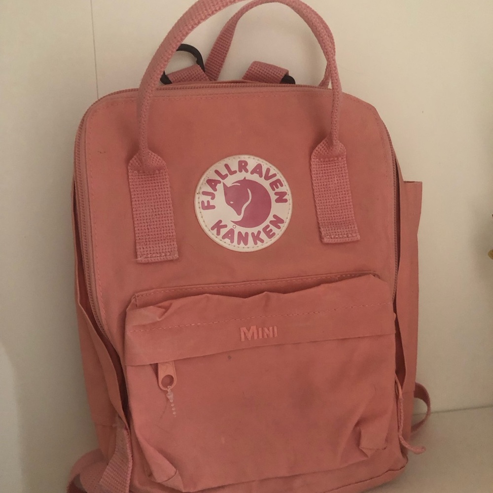 Fjallraven Kanken Mini Backpack - Pink